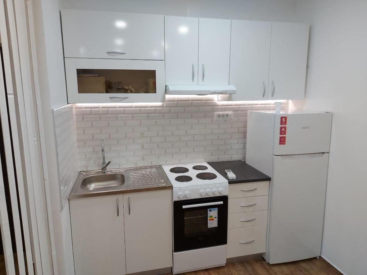 Cosy, Quiet & Brand New Apartment W/ Danube View ベオグラード エクステリア 写真