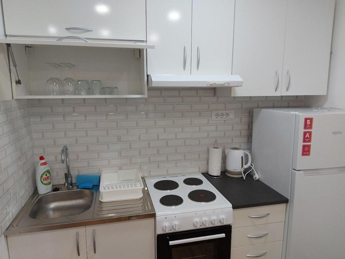 Cosy, Quiet & Brand New Apartment W/ Danube View ベオグラード エクステリア 写真