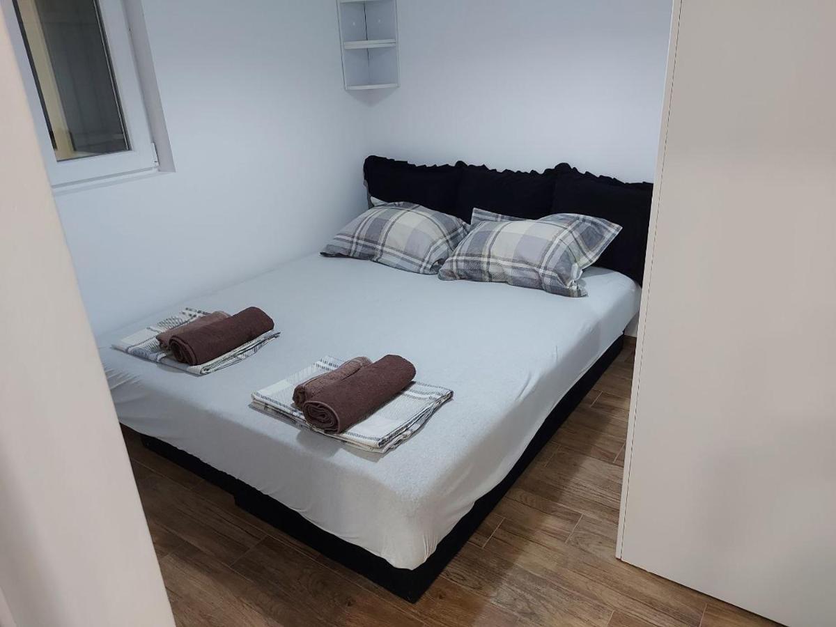 Cosy, Quiet & Brand New Apartment W/ Danube View ベオグラード エクステリア 写真